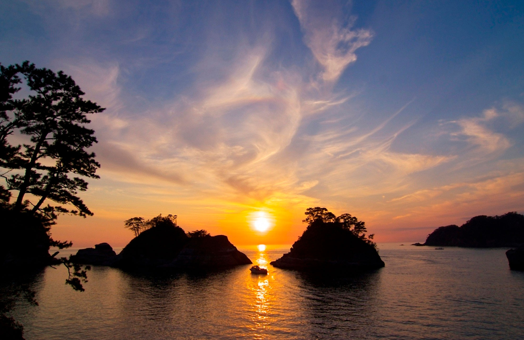 堂ヶ島と夕陽